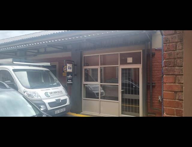 BUSINESS PROPERTY TO RENT IN MOWBRAY